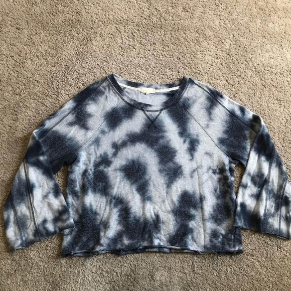 Altar'd State Tops - Altar’d State women’s large blue tye dye top